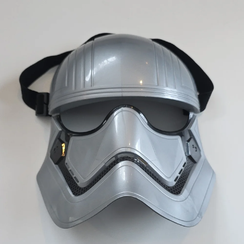 Star Wars: The Last Jedi Captain Phasma Mask Hasbro 2016